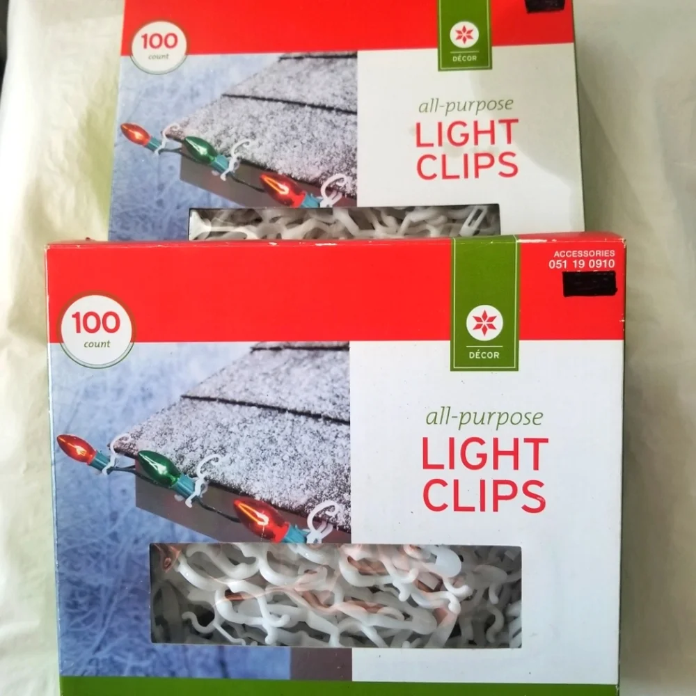 Holiday Christmas All Purpose Indoor/Outdoor Light Clips White 100 per box -New